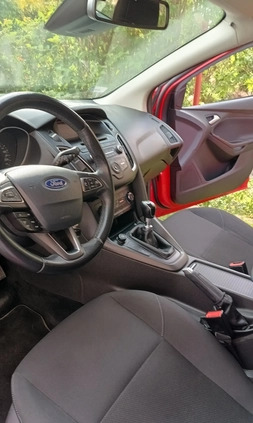 Ford Focus cena 36900 przebieg: 204000, rok produkcji 2017 z Lublin małe 379